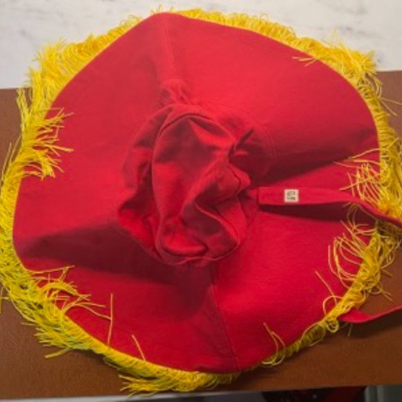 Fashion brand company Privacy fringe sunhat - Picture 2 of 3